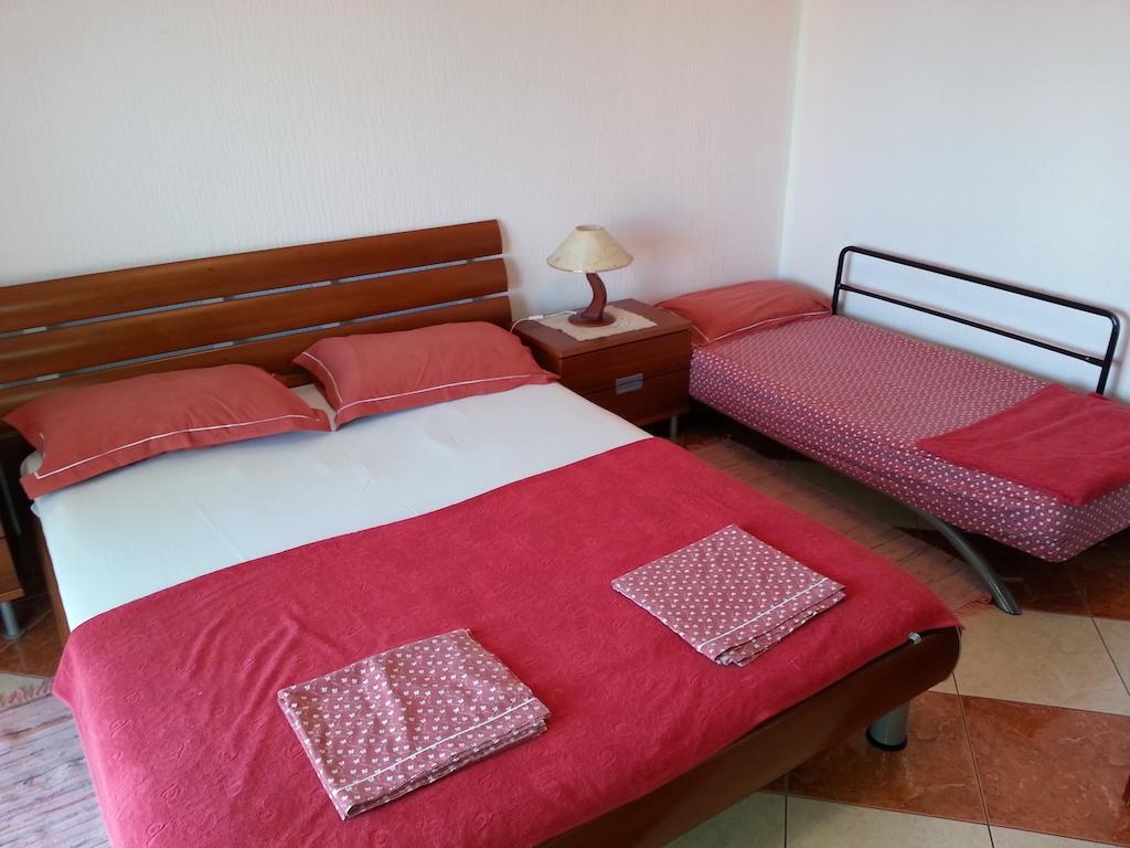 Apartments Stevo Nikocevic バール 部屋 写真